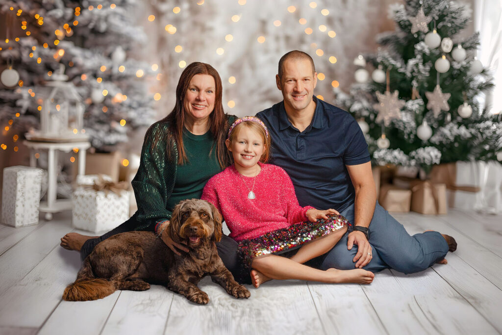 Family Christmas photoshoot Hampshire with Helen Jones
